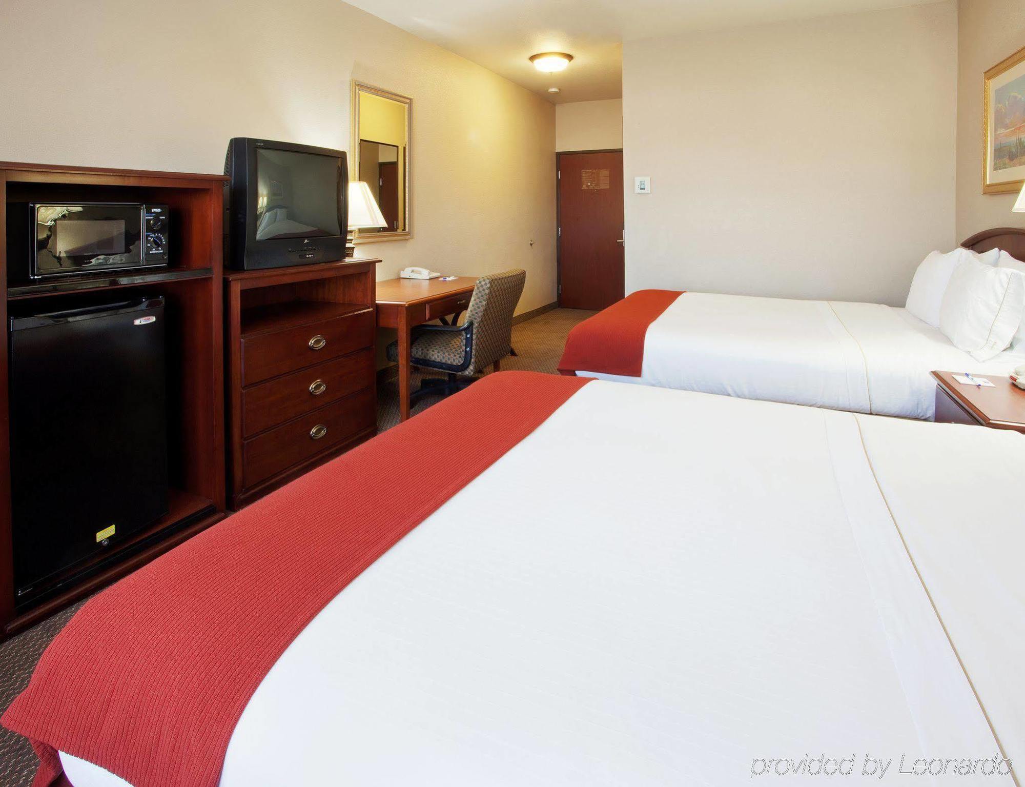 Holiday Inn Express- West Sacramento By Ihg Rum bild