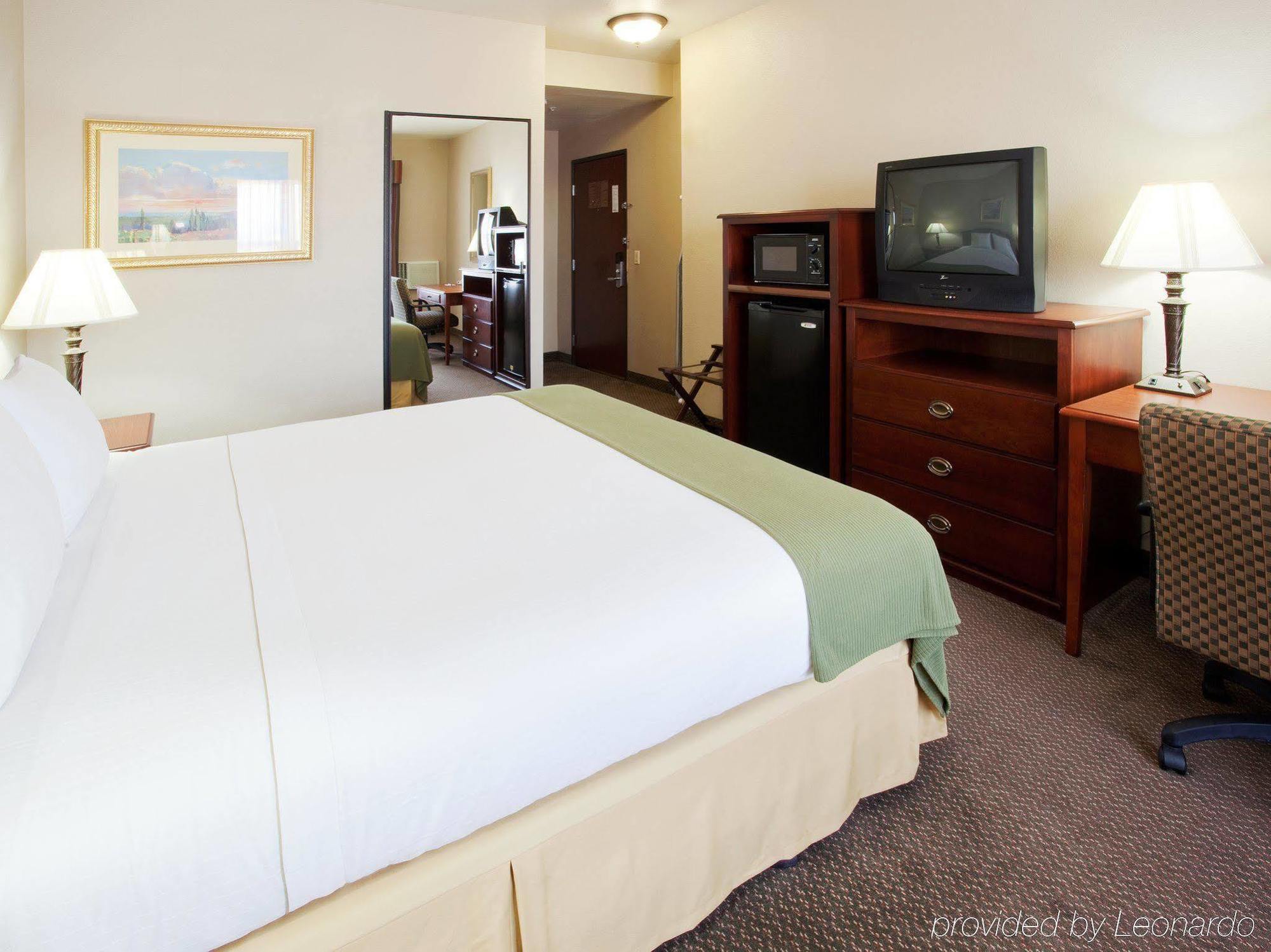 Holiday Inn Express- West Sacramento By Ihg Rum bild