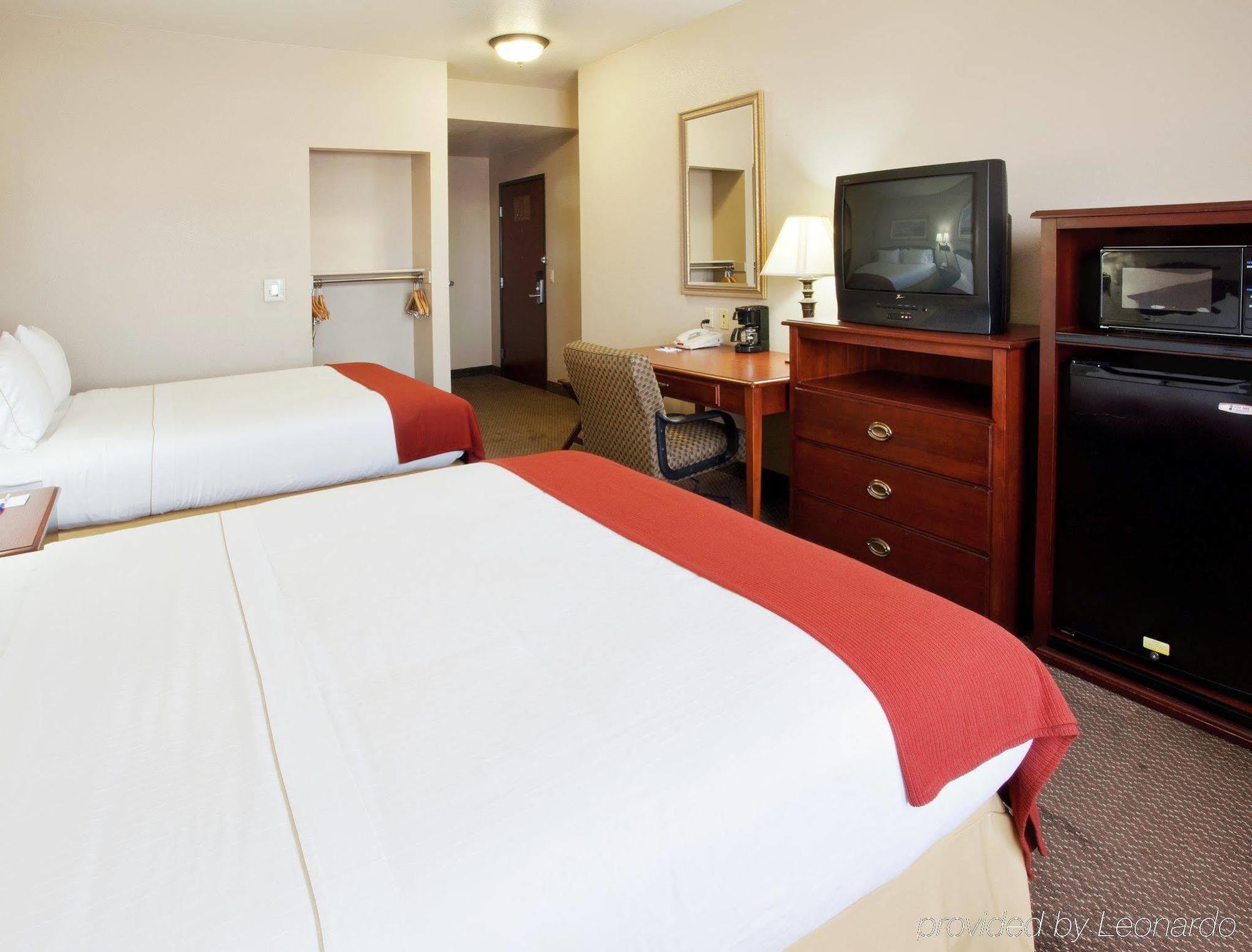 Holiday Inn Express- West Sacramento By Ihg Rum bild